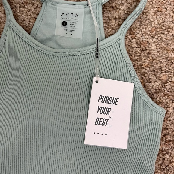 Acta Seamless Ribbed Tank - Picture 2 of 6